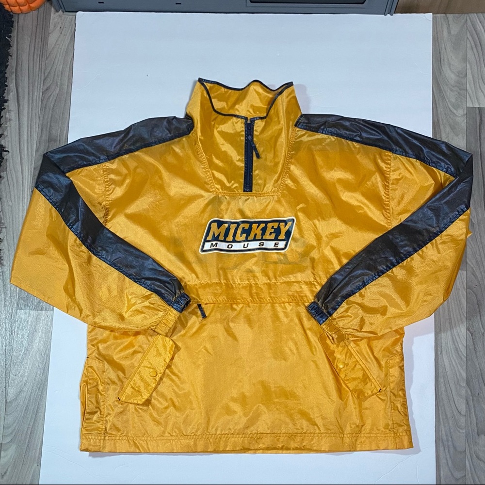 Mickey Mouse Windbreaker🐭